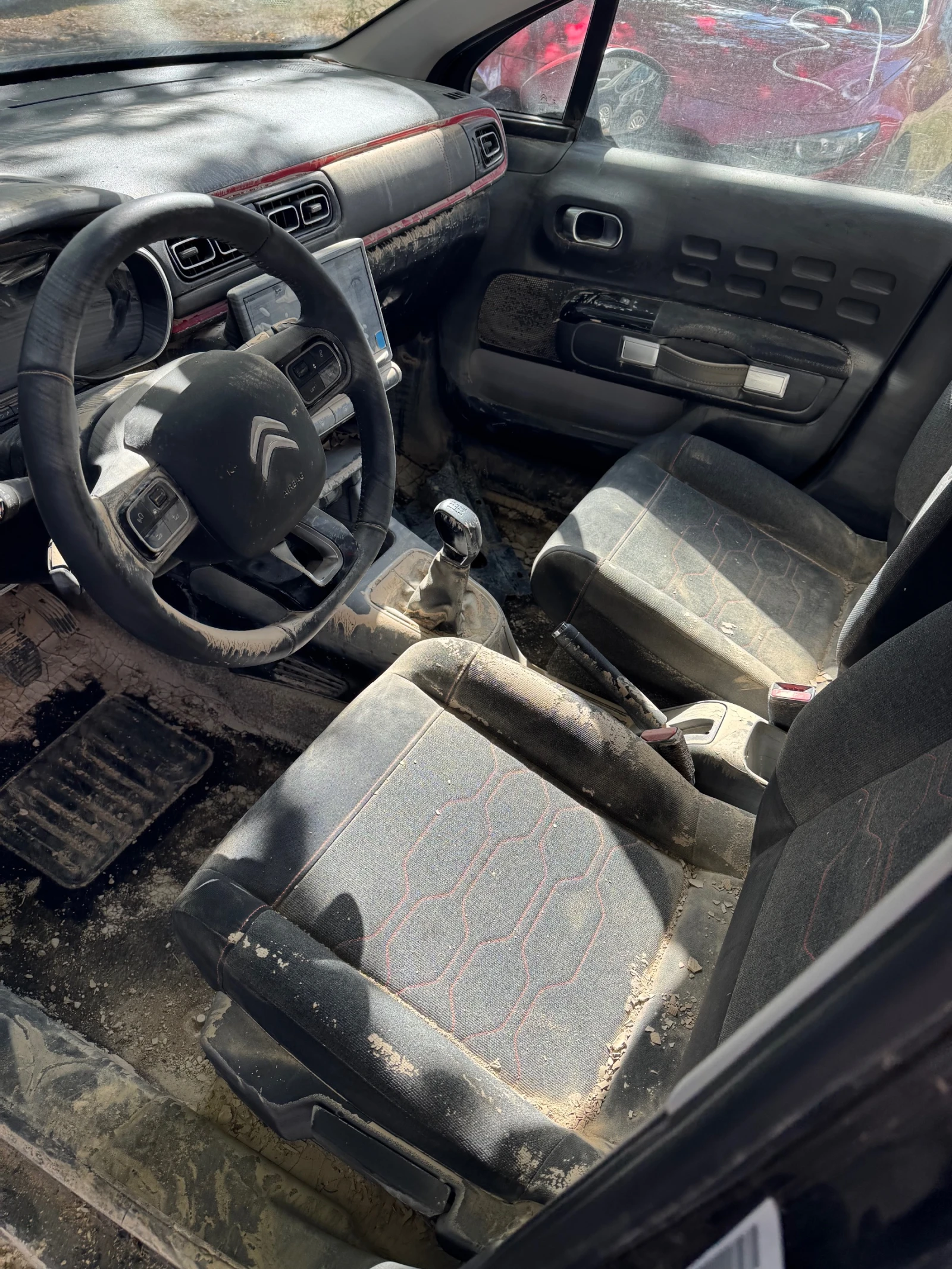 Citroen C3 1, 2I - изображение 8
