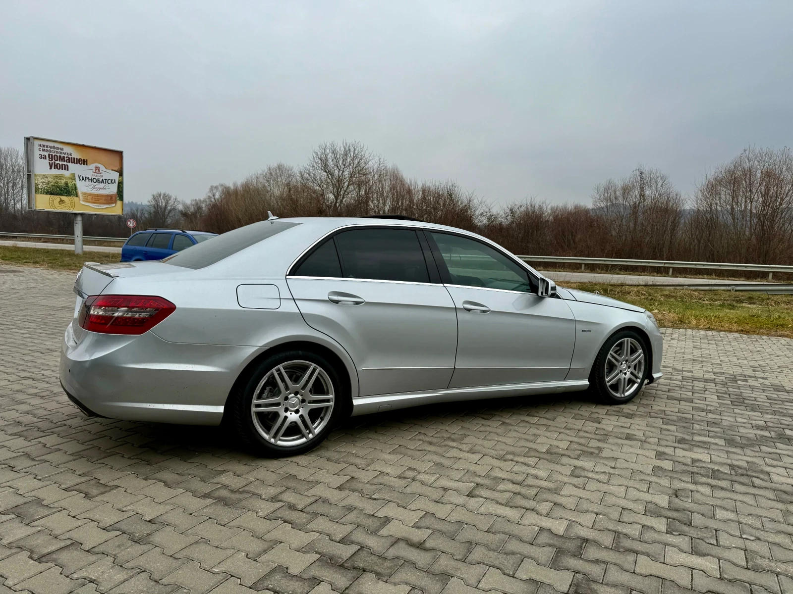 Mercedes-Benz E 350 АMG цялостен пакет! Топ! - изображение 3