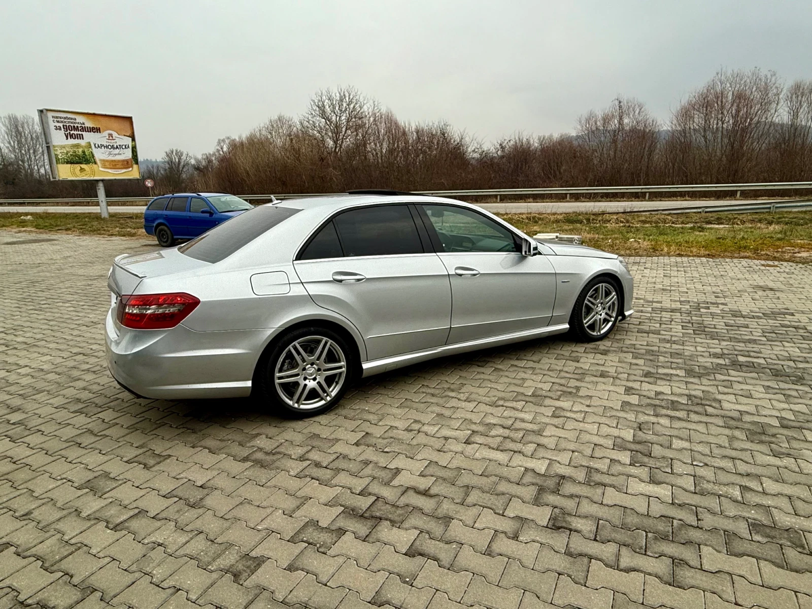 Mercedes-Benz E 350 АMG цялостен пакет! Топ! - изображение 4