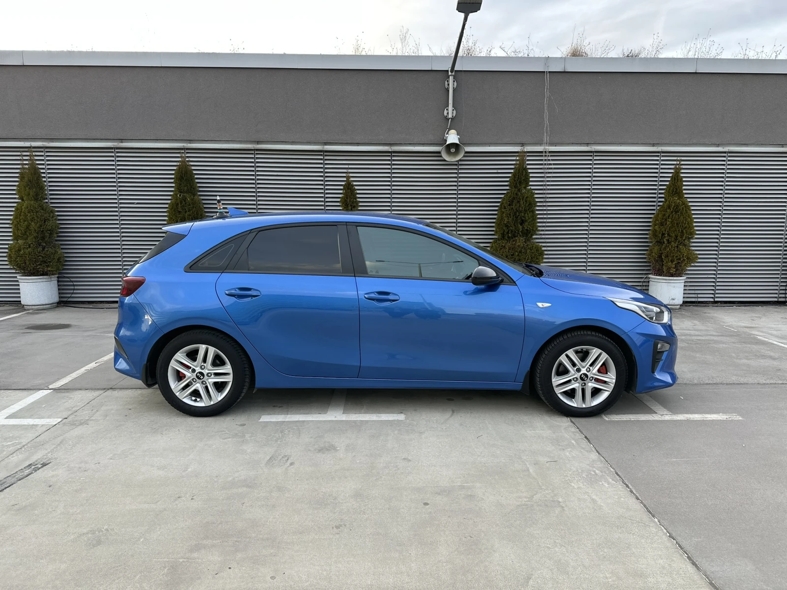 Kia Ceed 1.5 T-GDI Гаранционен - изображение 4