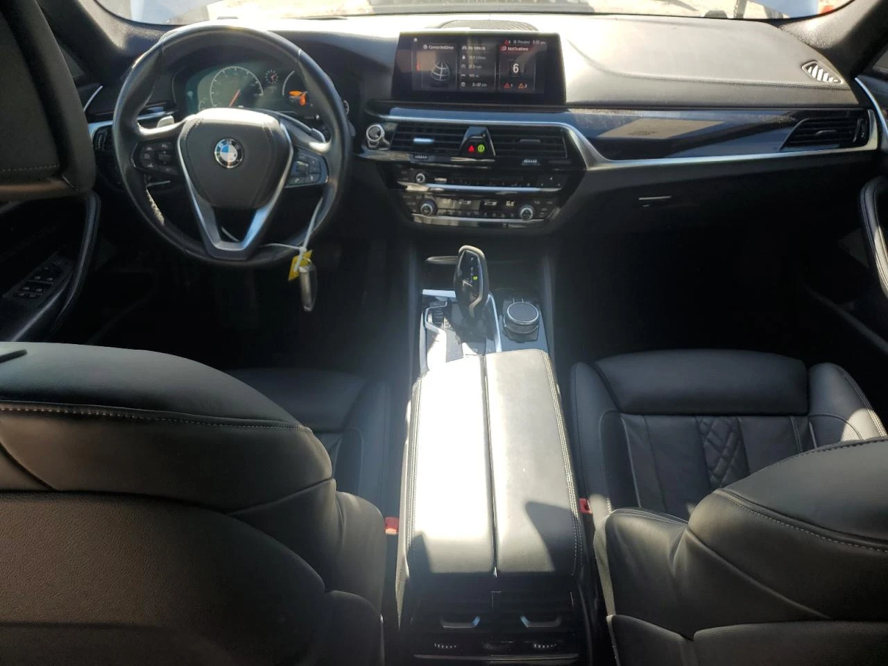 BMW 540 XI 360 ДИСТРОНИК ОБДУХВАНЕ HARMAN HEAD-UP - изображение 9