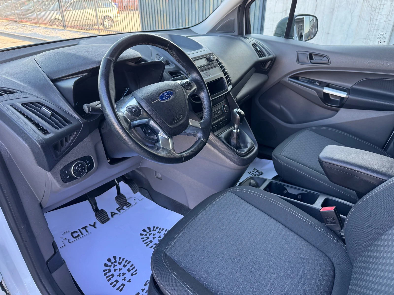 Ford Connect 1.5tdci - изображение 9