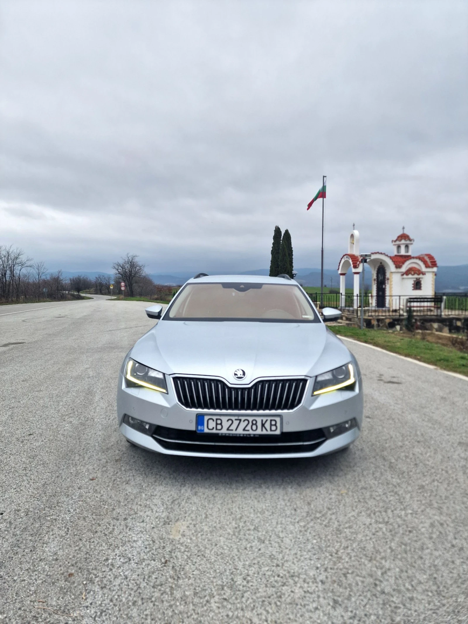 Skoda Superb 2.0 TDI - изображение 2
