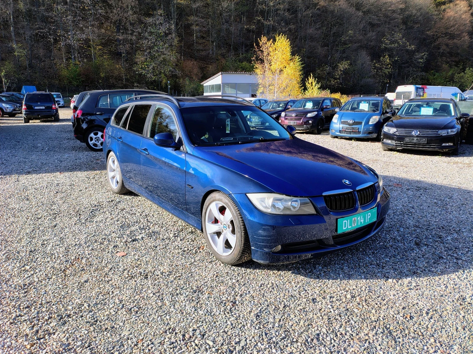 BMW 318 2.0i Automatic, klimatronik  | Mobile.bg — изображение 2