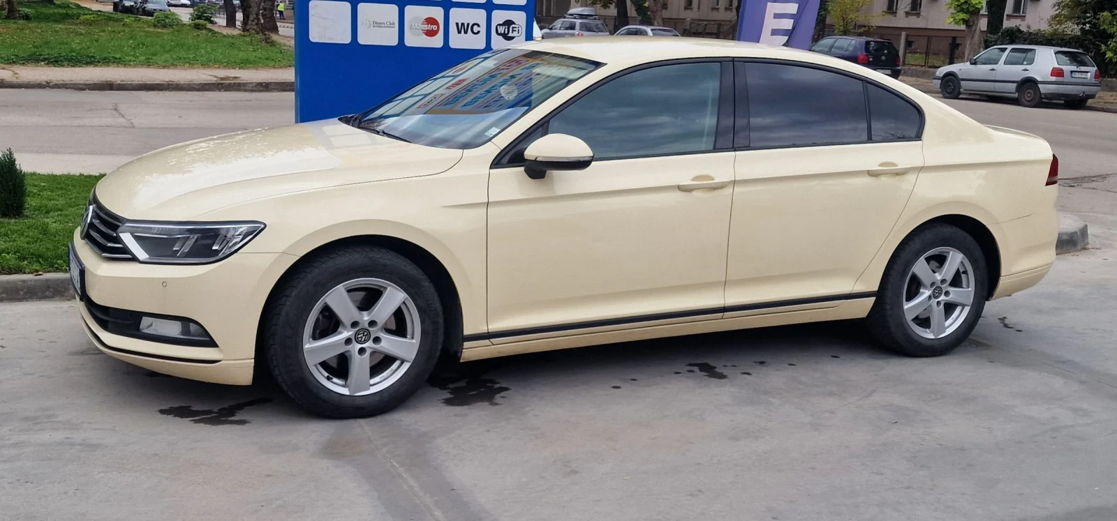 VW Passat 2.0 D 150 к.с. - изображение 4