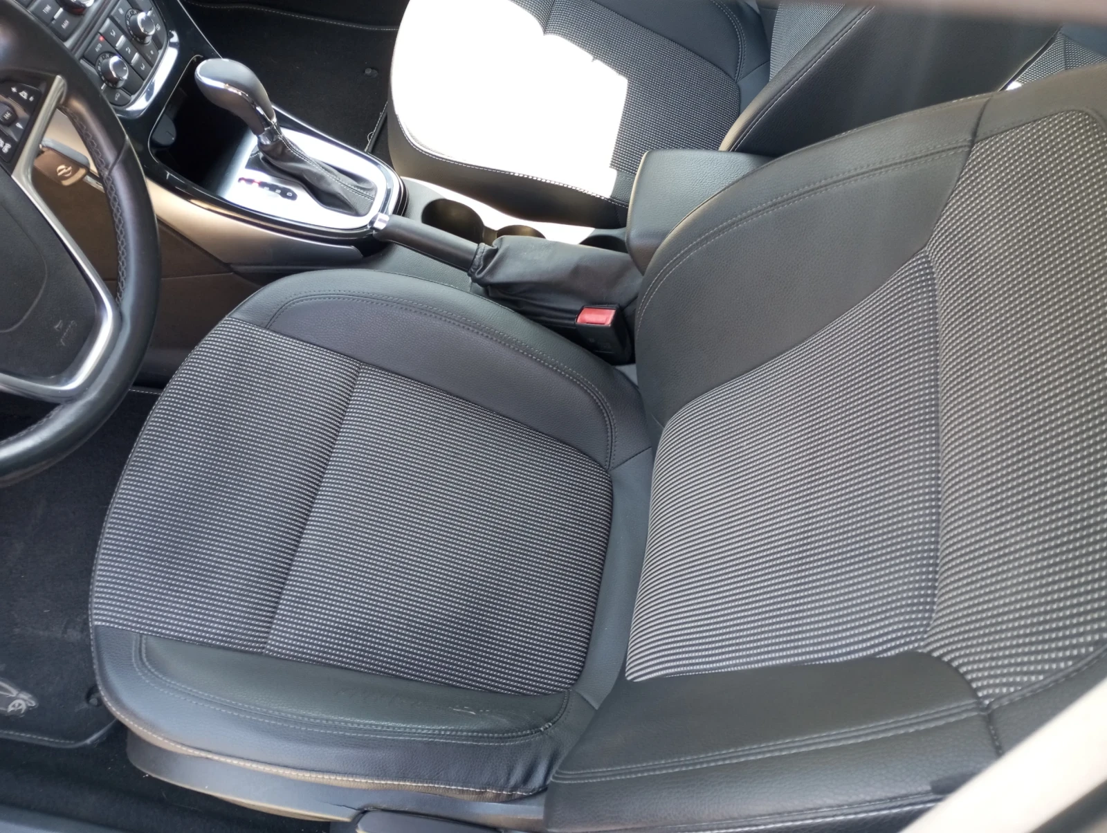 Opel Astra Automatic , снимка 6 - Автомобили и джипове - 53567519