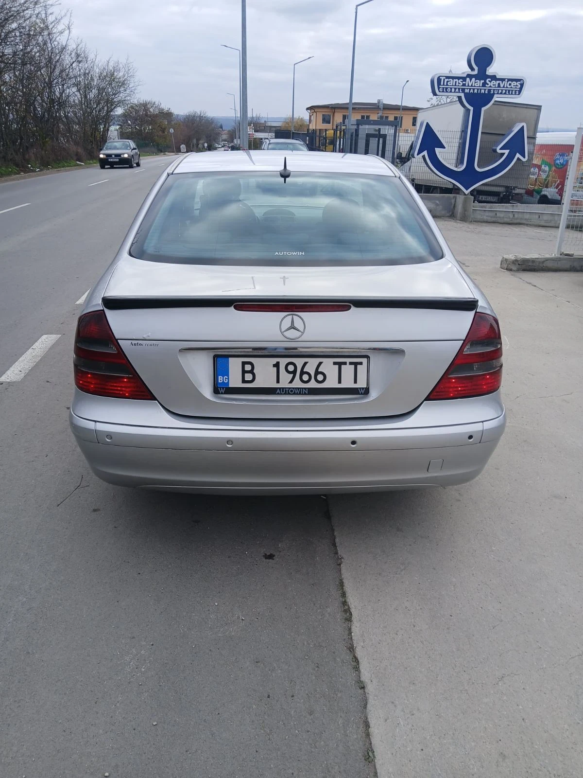 Mercedes-Benz E 220 2.2 - изображение 8