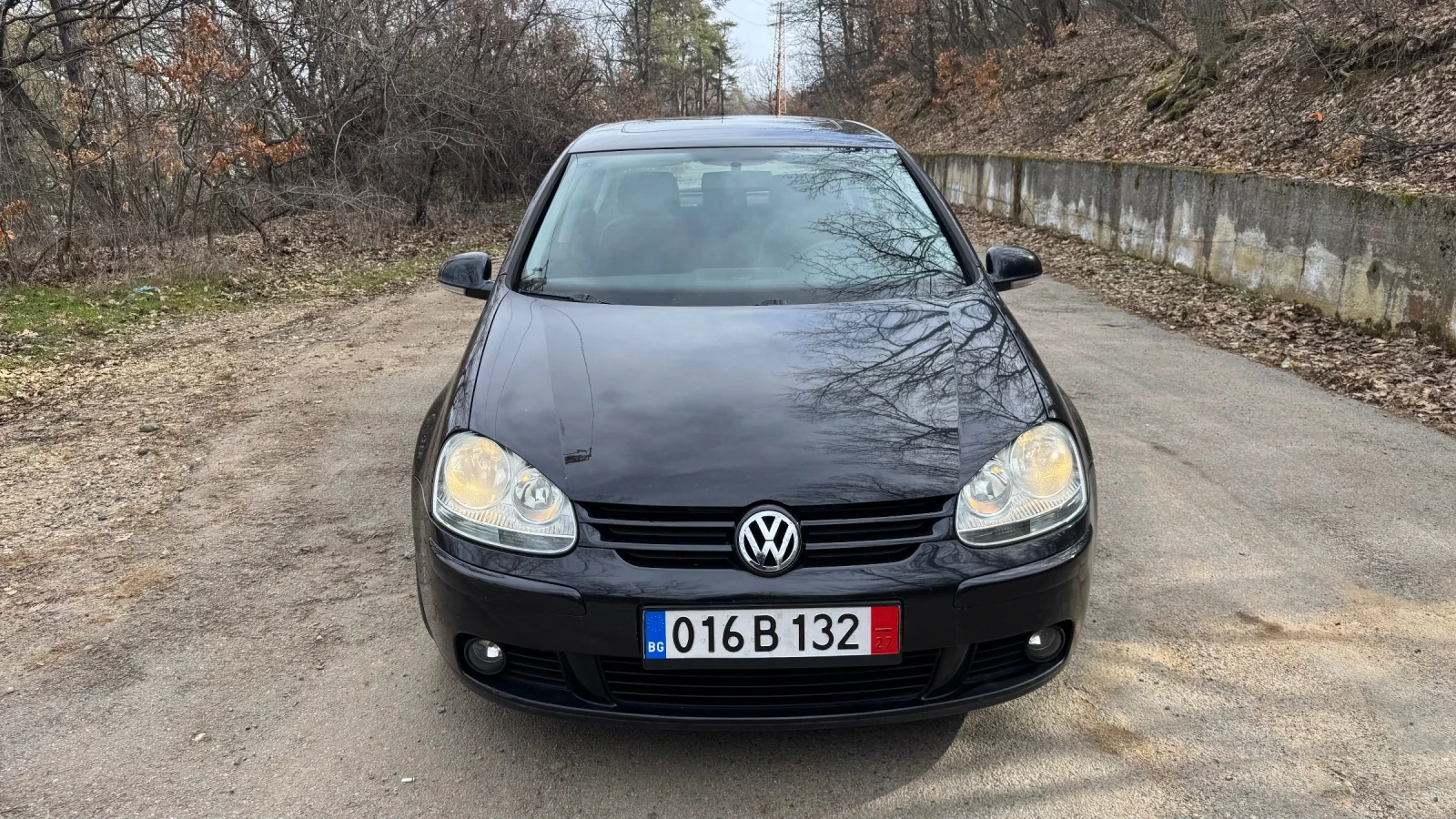 VW Golf 1.6 БЕНЗИН, снимка 8 - Автомобили и джипове - 53775358