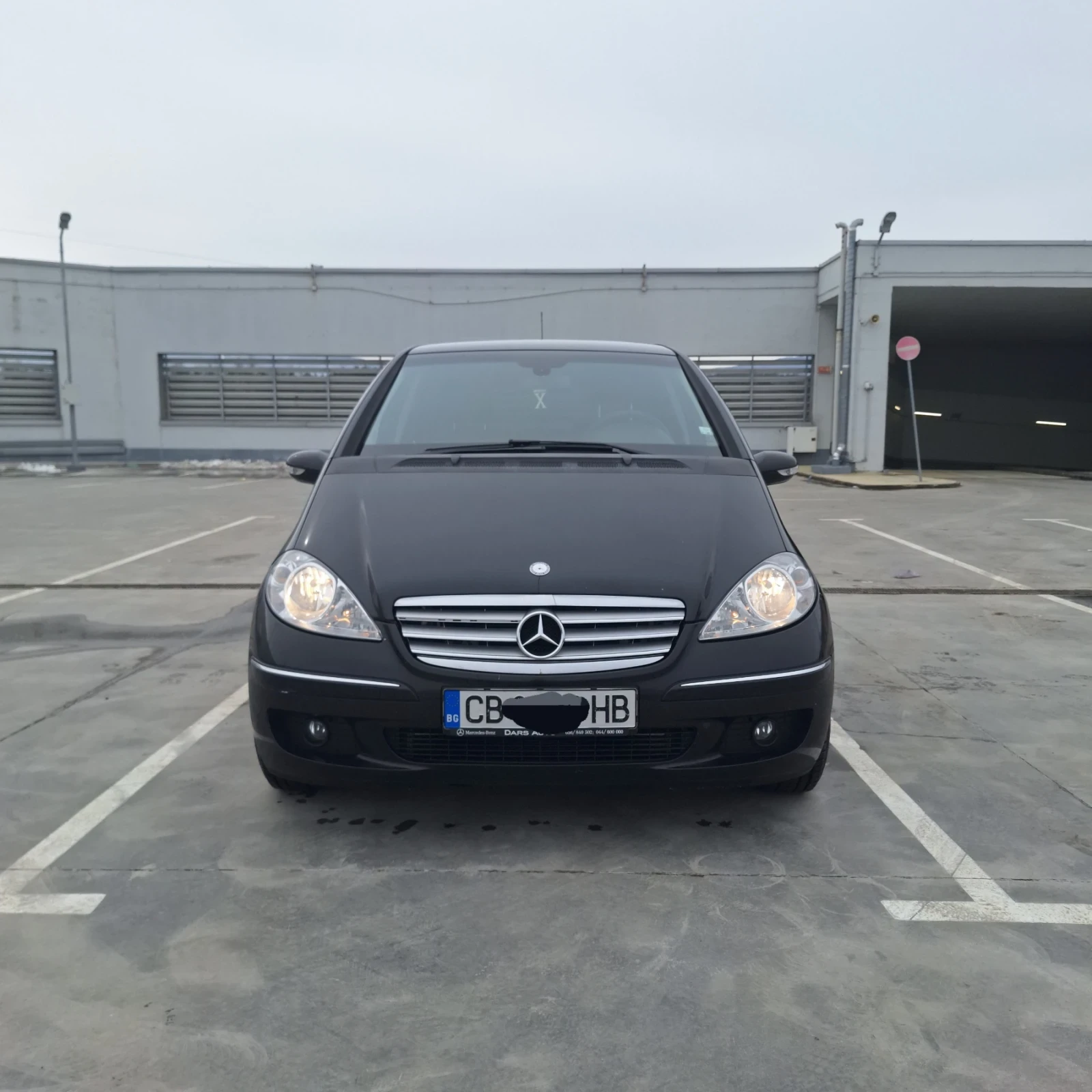 Mercedes-Benz A 180 Elegance, снимка 2 - Автомобили и джипове - 54009387