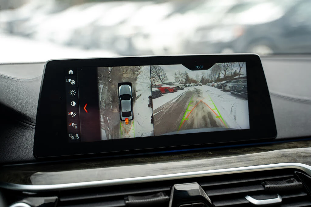 BMW 540 Series 540i xDrive Sedan AWD | Mobile.bg � ����������� 10