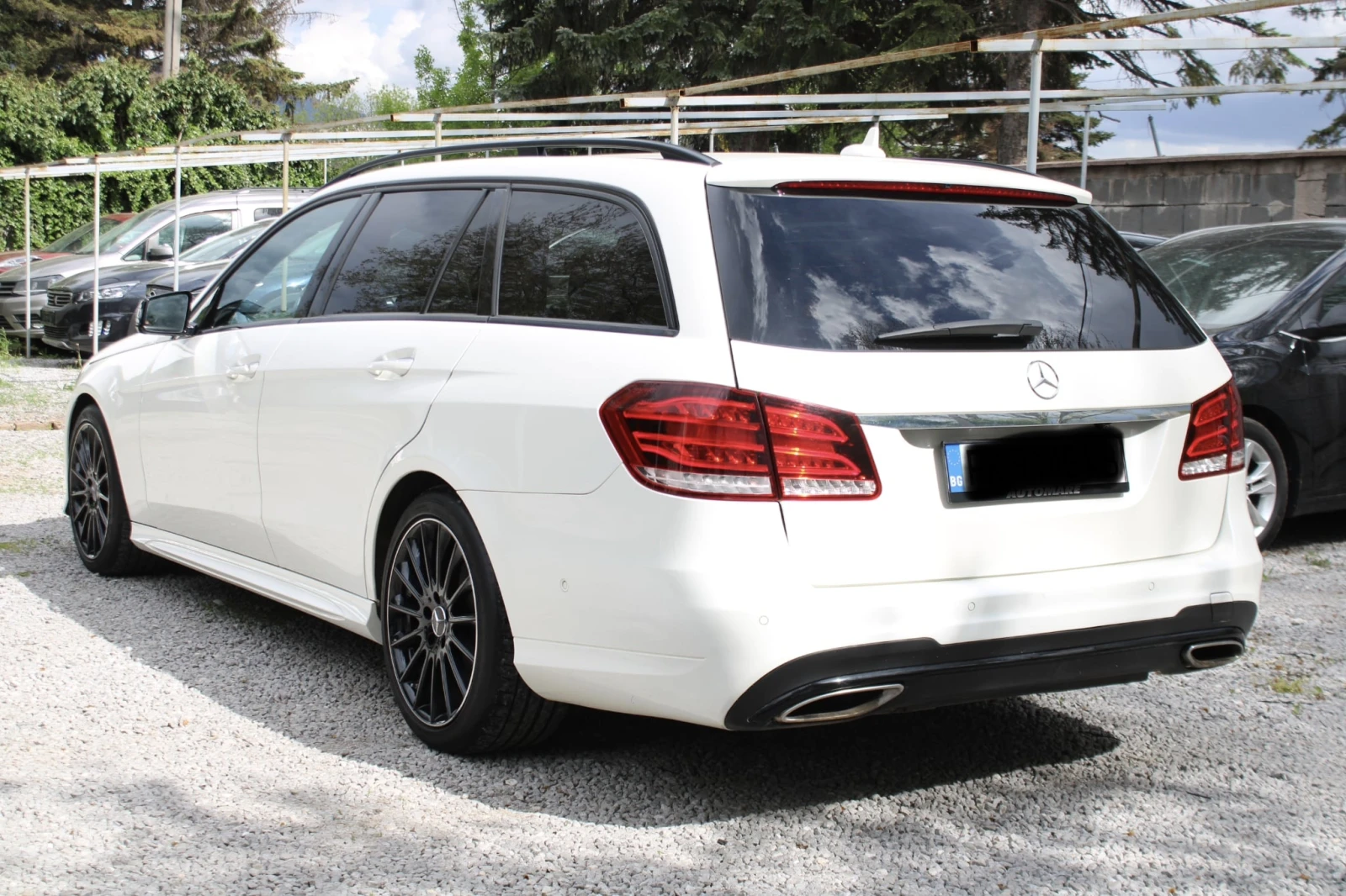 Mercedes-Benz E 350 AMG/4Matic/Bluetec, снимка 2 - Автомобили и джипове - 54594780