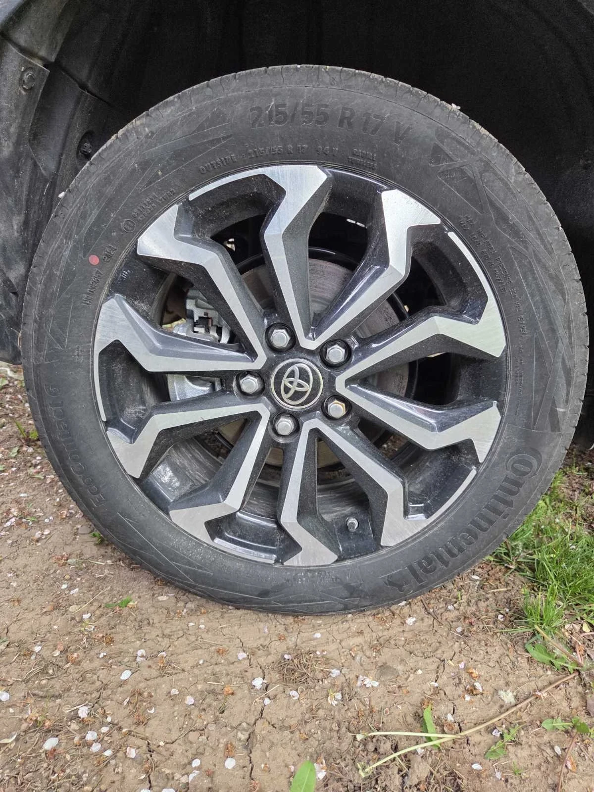 Toyota Yaris Cross, снимка 8 - Автомобили и джипове - 54664060