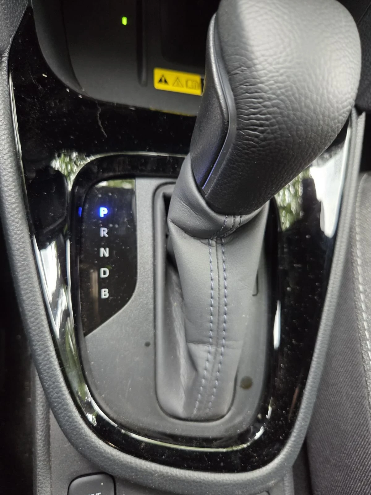 Toyota Yaris Cross, снимка 12 - Автомобили и джипове - 54664060
