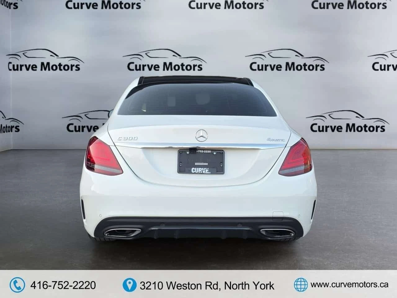 Mercedes-Benz C 300 * 4MATIC AMG PKG * RED INTERIOR / PANO / 360 * CAR, снимка 4 - Автомобили и джипове - 54903332