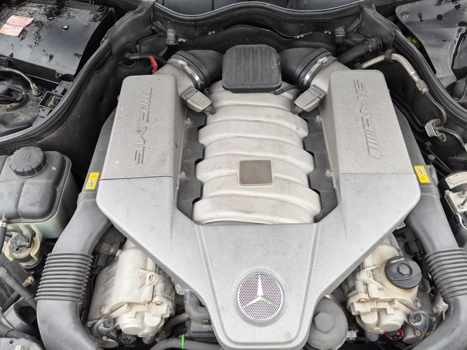 Mercedes-Benz CLK 63 AMG * ОБДУХВАНЕ* ПОДГРЕВ* 2КЛЮЧА* , снимка 13 - Автомобили и джипове - 55037585