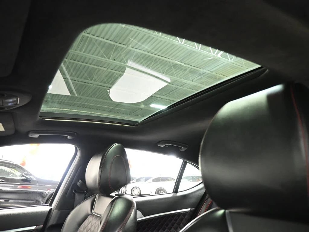 Genesis G70 3.3T SPORT AWD PANORAMA/360CAM/FULL | Mobile.bg � ����������� 15
