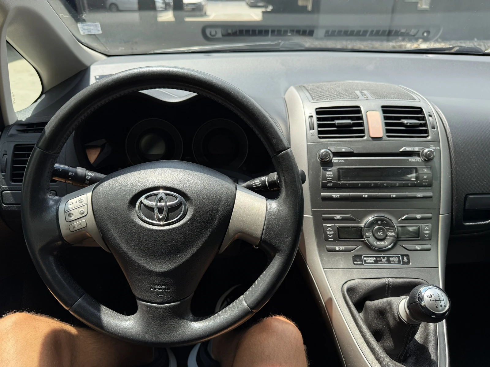 Toyota Auris 2.0 D-4D, снимка 7 - Автомобили и джипове - 55563507
