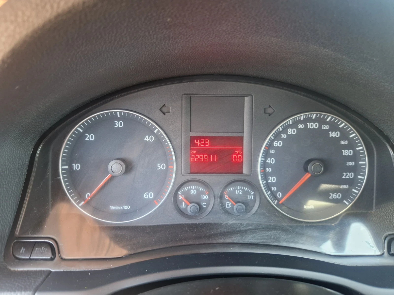 VW Golf 2.0 TDI 140HP.ITALIA, снимка 15 - Автомобили и джипове - 55721873