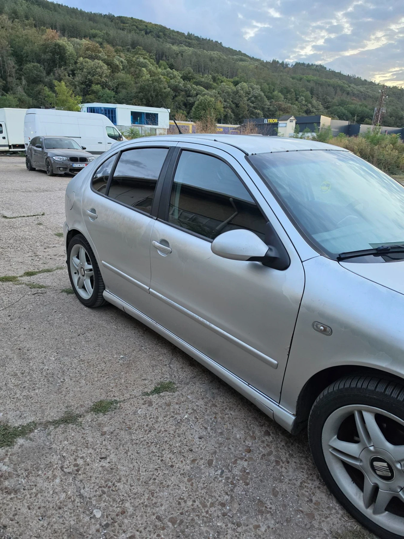 Seat Leon ARL, снимка 3 - Автомобили и джипове - 56184150