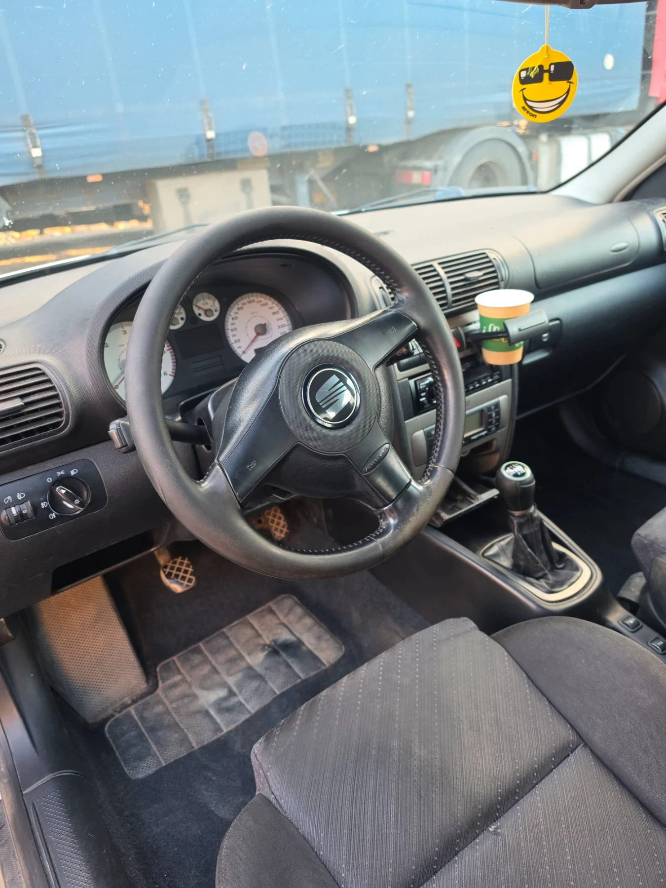 Seat Leon ARL, снимка 9 - Автомобили и джипове - 56184150