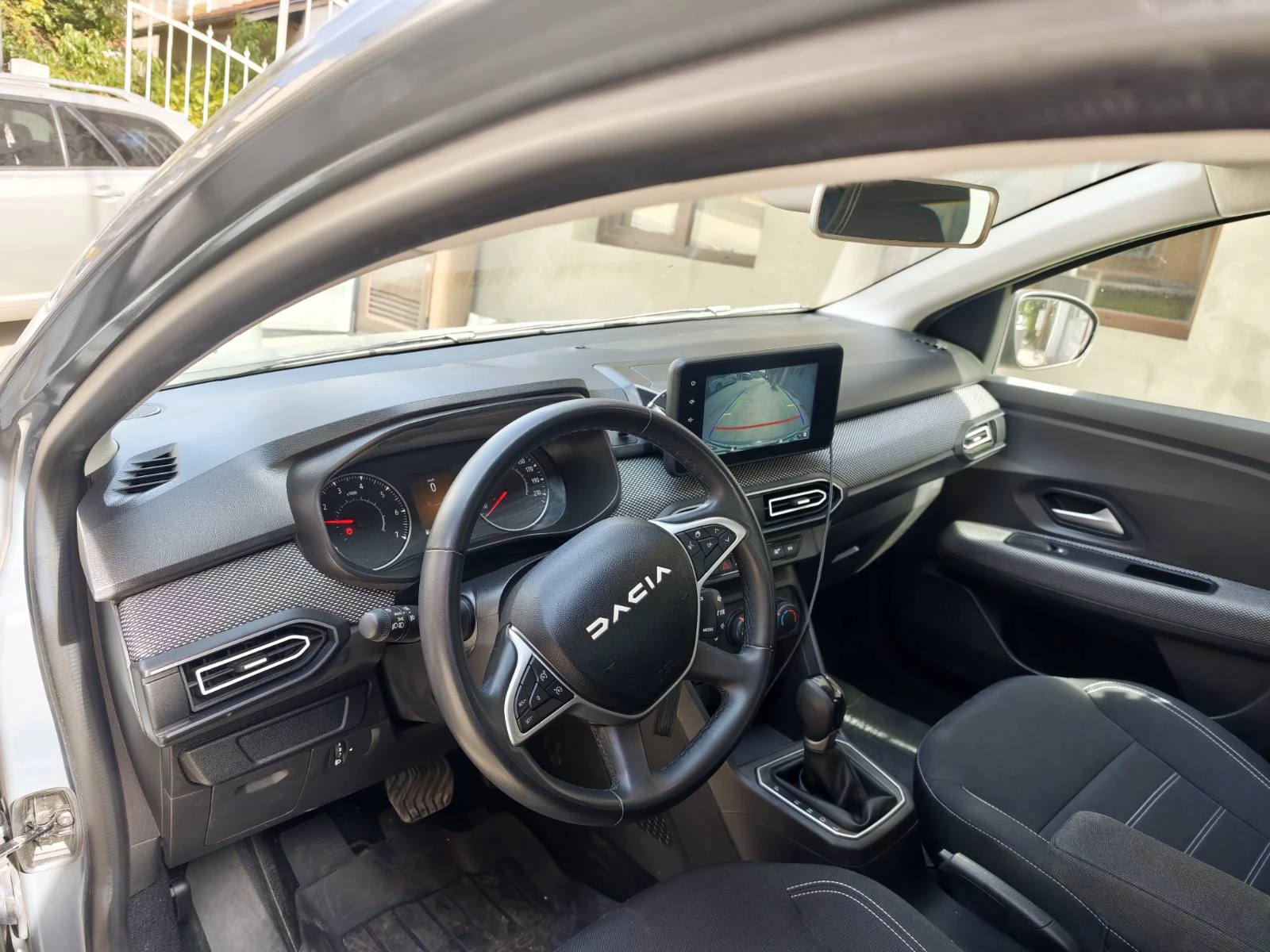 Dacia Sandero Expression, снимка 8 - Автомобили и джипове - 56391761