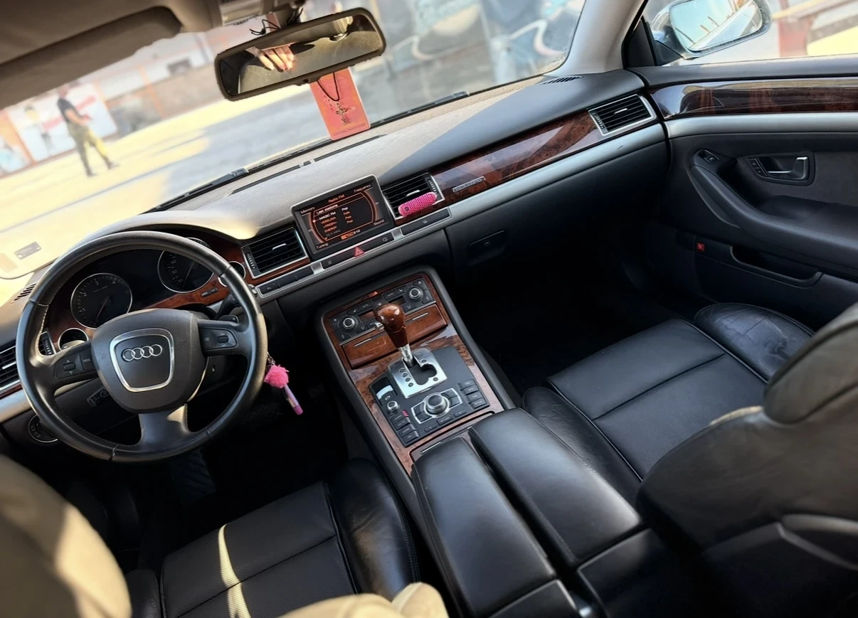 Audi A8, снимка 4 - Автомобили и джипове - 56570747