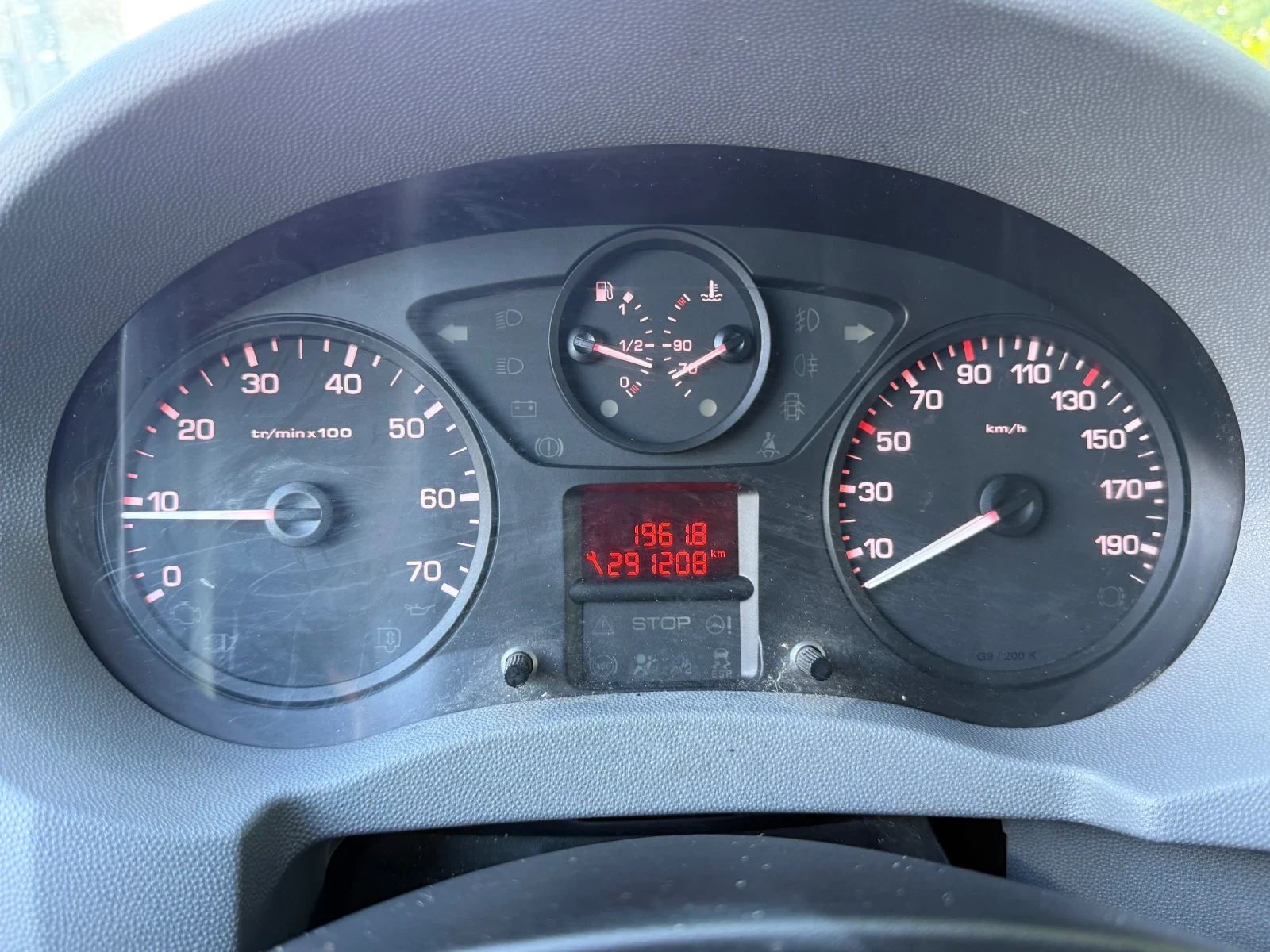Peugeot Expert, снимка 8 - Автомобили и джипове - 56732418