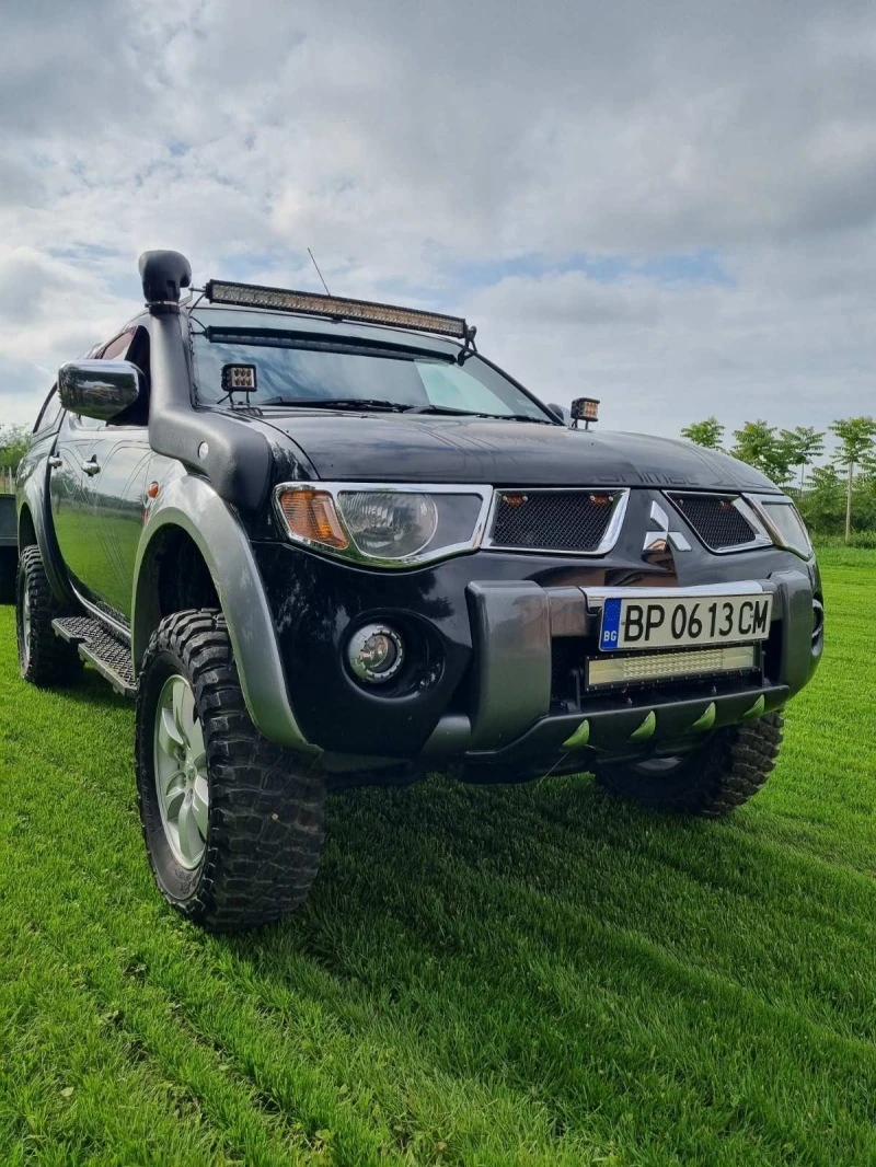 Mitsubishi L200, снимка 2 - Автомобили и джипове - 47133733