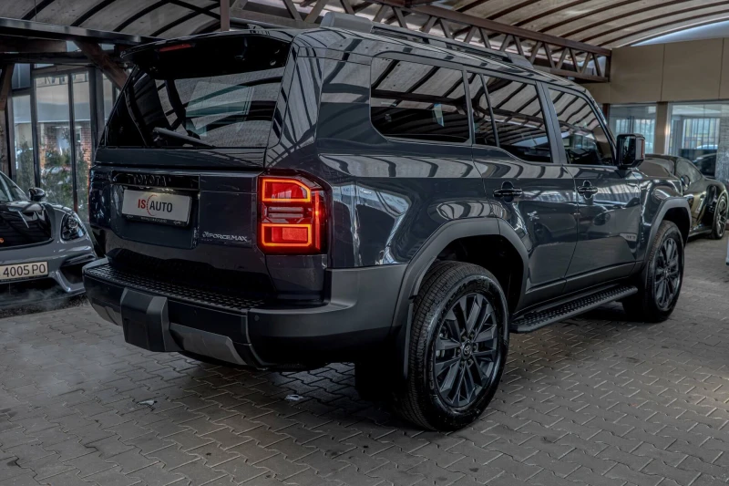 Toyota Land cruiser J250/i-Force MAX/4WD/Обдухване/JBL/HuD/Шибедах, снимка 6 - Автомобили и джипове - 52989107