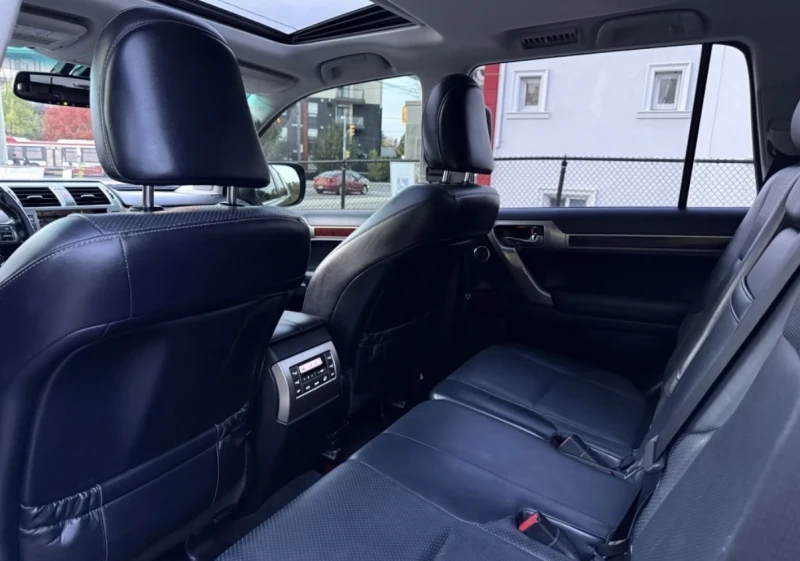 Lexus GX 460 * * Carfax * * 4WD * * Авто Кредит * * , снимка 13 - Автомобили и джипове - 53537298