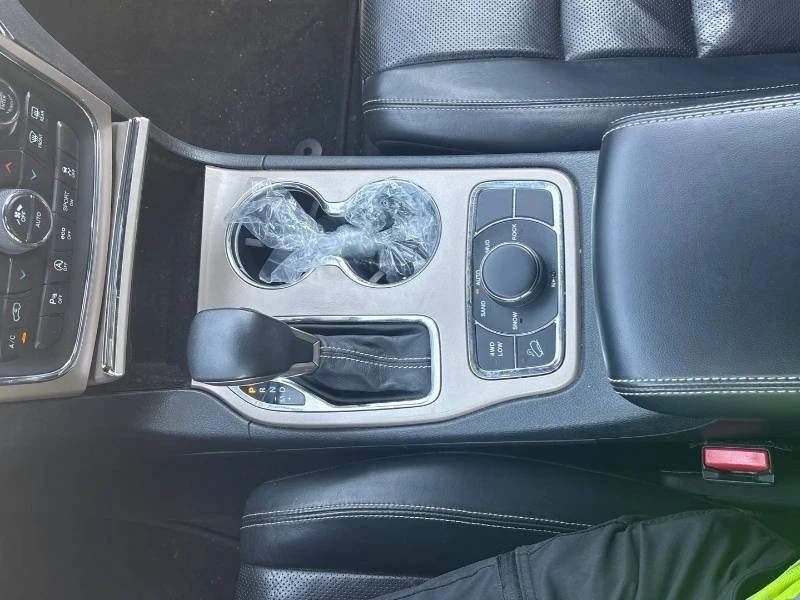 Jeep Grand cherokee v6 3.6, снимка 8 - Автомобили и джипове - 55392836