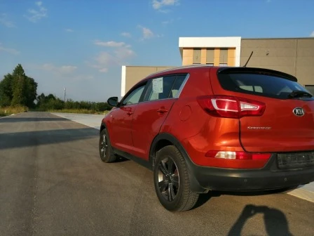 Kia Sportage, снимка 7 - Автомобили и джипове - 55345890