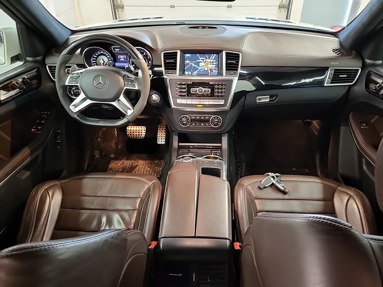 Mercedes-Benz GL 63 AMG * ПАМЕТ * ОБДУХВАНЕ* CARFAX * АВТОКРЕДИТ - изображение 7