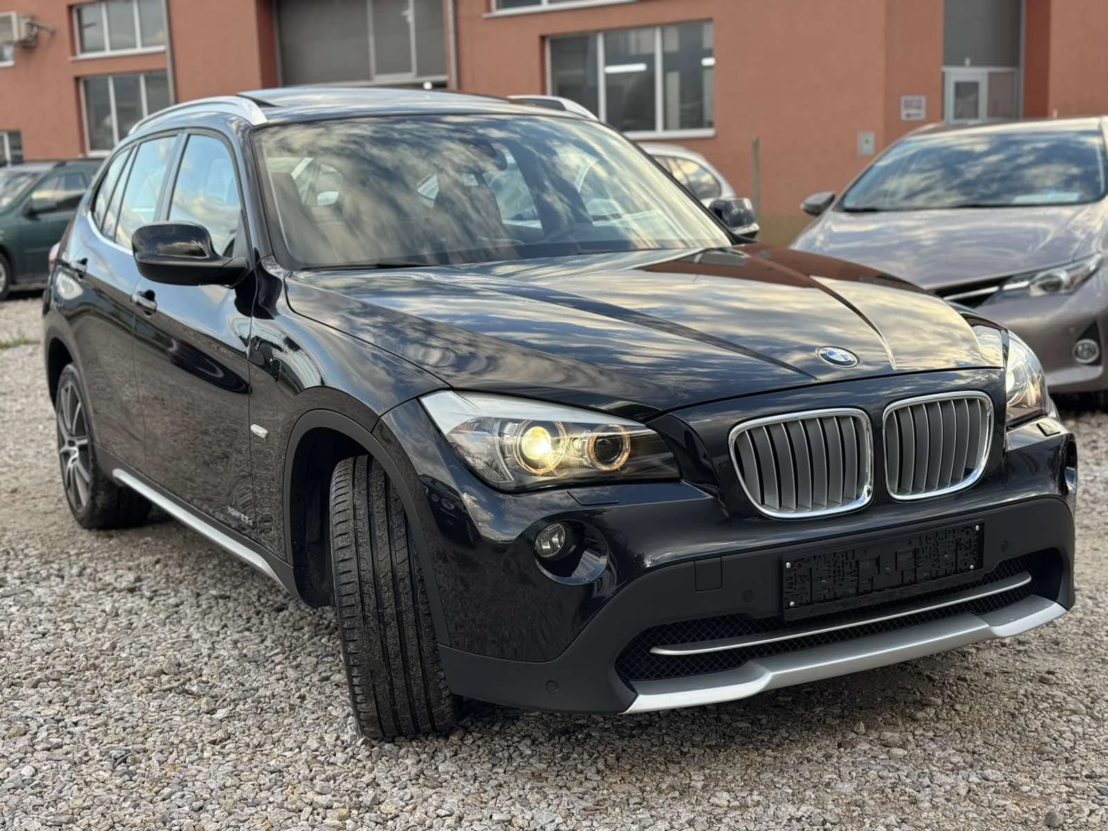 BMW X1 23xdrive - изображение 8