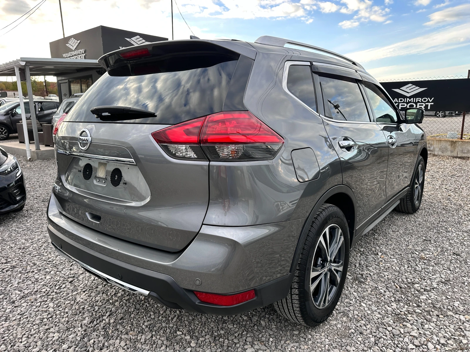 Nissan X-trail 1.6d FULL E6B - изображение 4