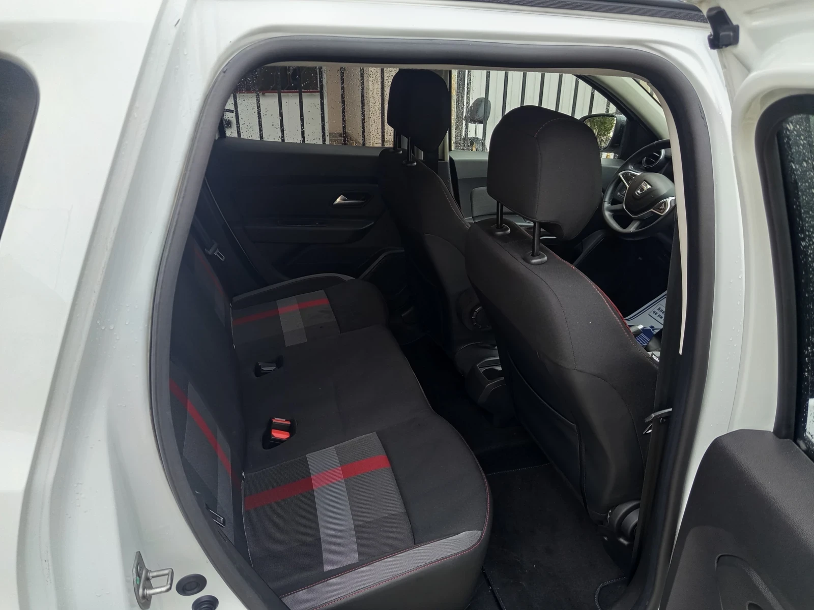 Dacia Duster 1.6 ����.��� | Mobile.bg � ����������� 10