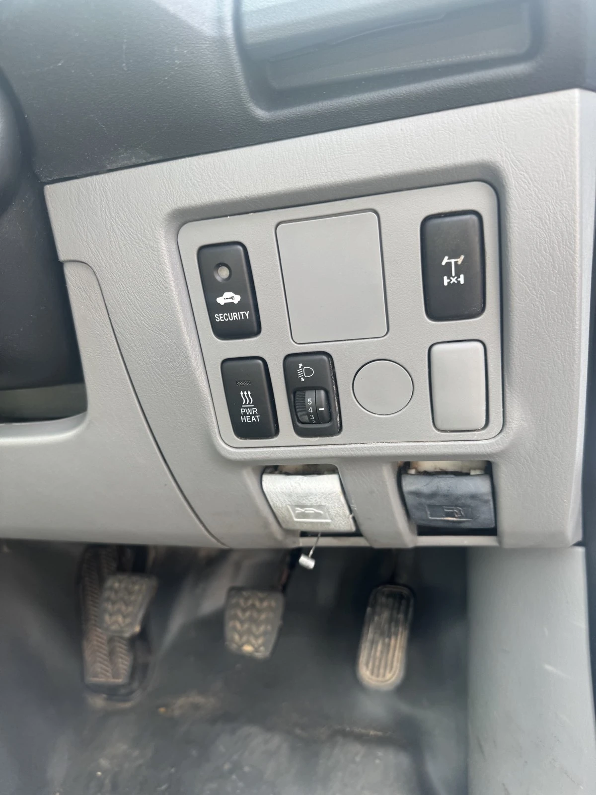 Toyota Hilux 2.5 D4-D/Климатик - изображение 9