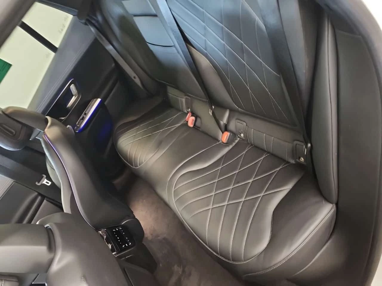 Mercedes-Benz EQE  500 * HEADUP* 360* ОБДУХВАНЕ* АМБИЕНТ* CARFAX * , снимка 14 - Автомобили и джипове - 53820268