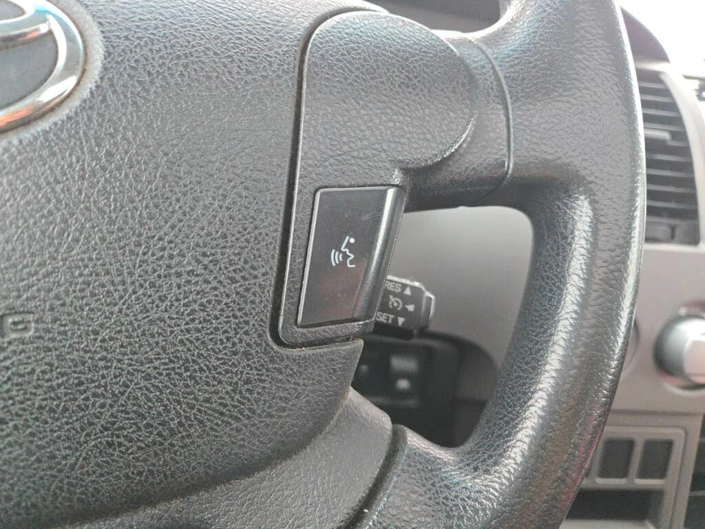 Toyota Tundra 2013| SR5| TRD PK| CREWMAX| 5.7 V8, снимка 9 - Автомобили и джипове - 53810837