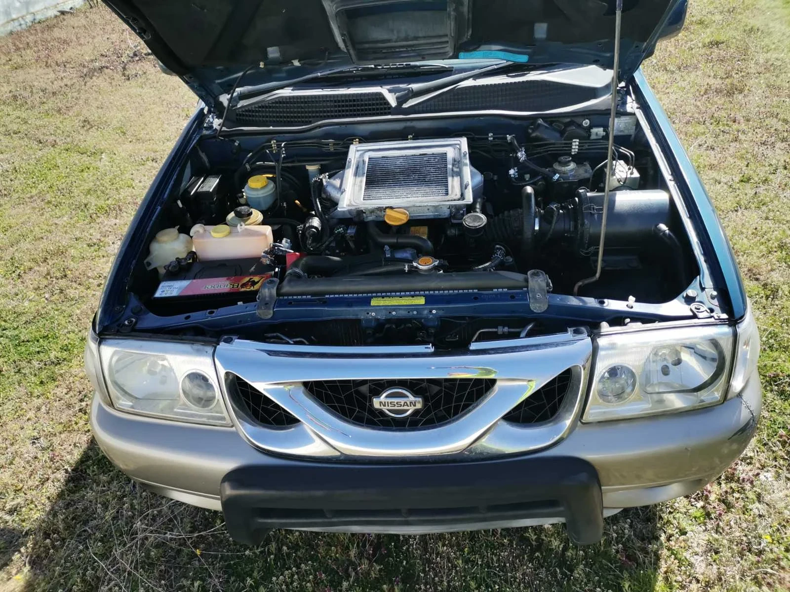 Nissan Terrano 4x4, снимка 13 - Автомобили и джипове - 53868322