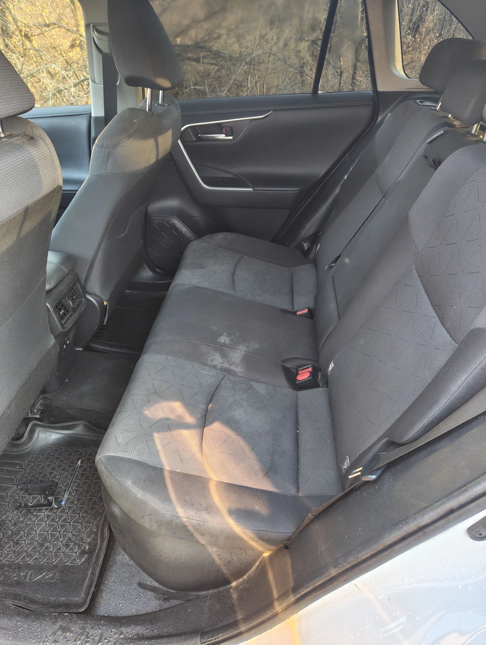 Toyota Rav4 Hybrid, led | Mobile.bg � ����������� 16