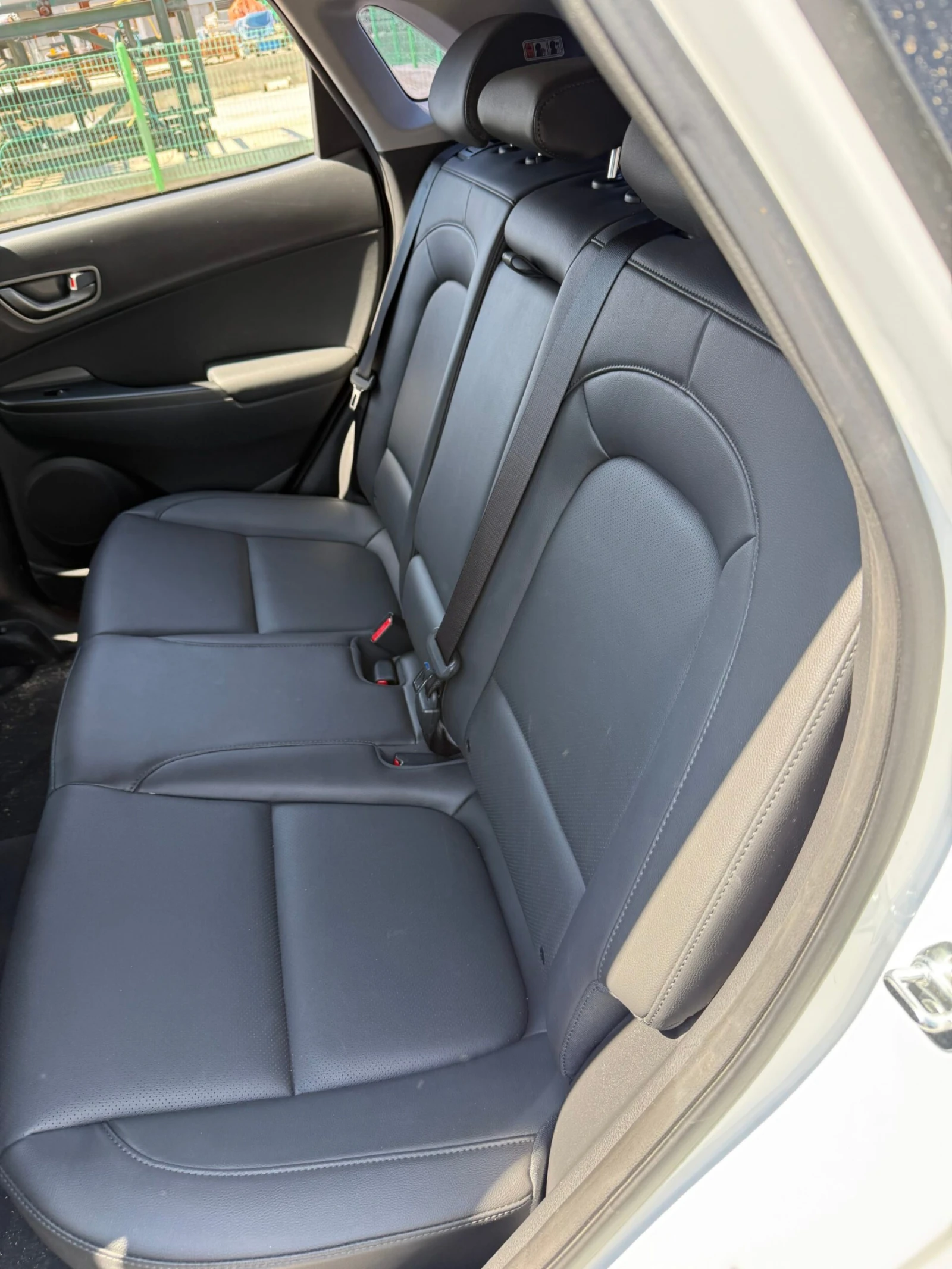 Hyundai Kona EV - 64 kW - ОЧАКВАН ВНОС, снимка 7 - Автомобили и джипове - 54632593