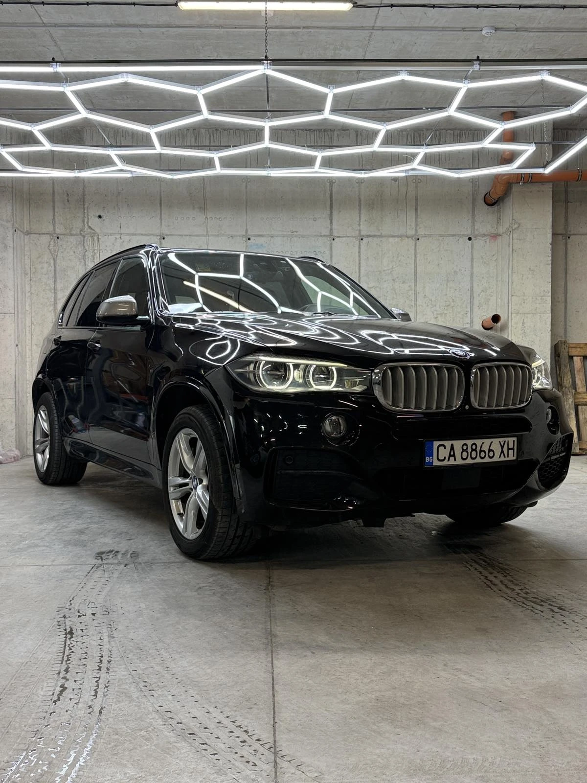BMW X5 M50D, снимка 3 - Автомобили и джипове - 54631896