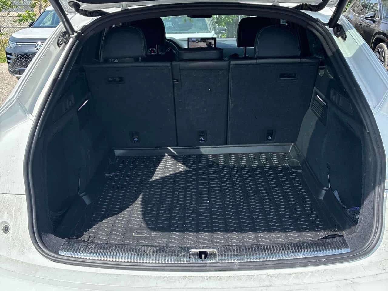 Audi Q5 TECHNIK S-LINE * DISTRONIC* 360* MATRIX* ОБДУХВАНЕ, снимка 13 - Автомобили и джипове - 54804325