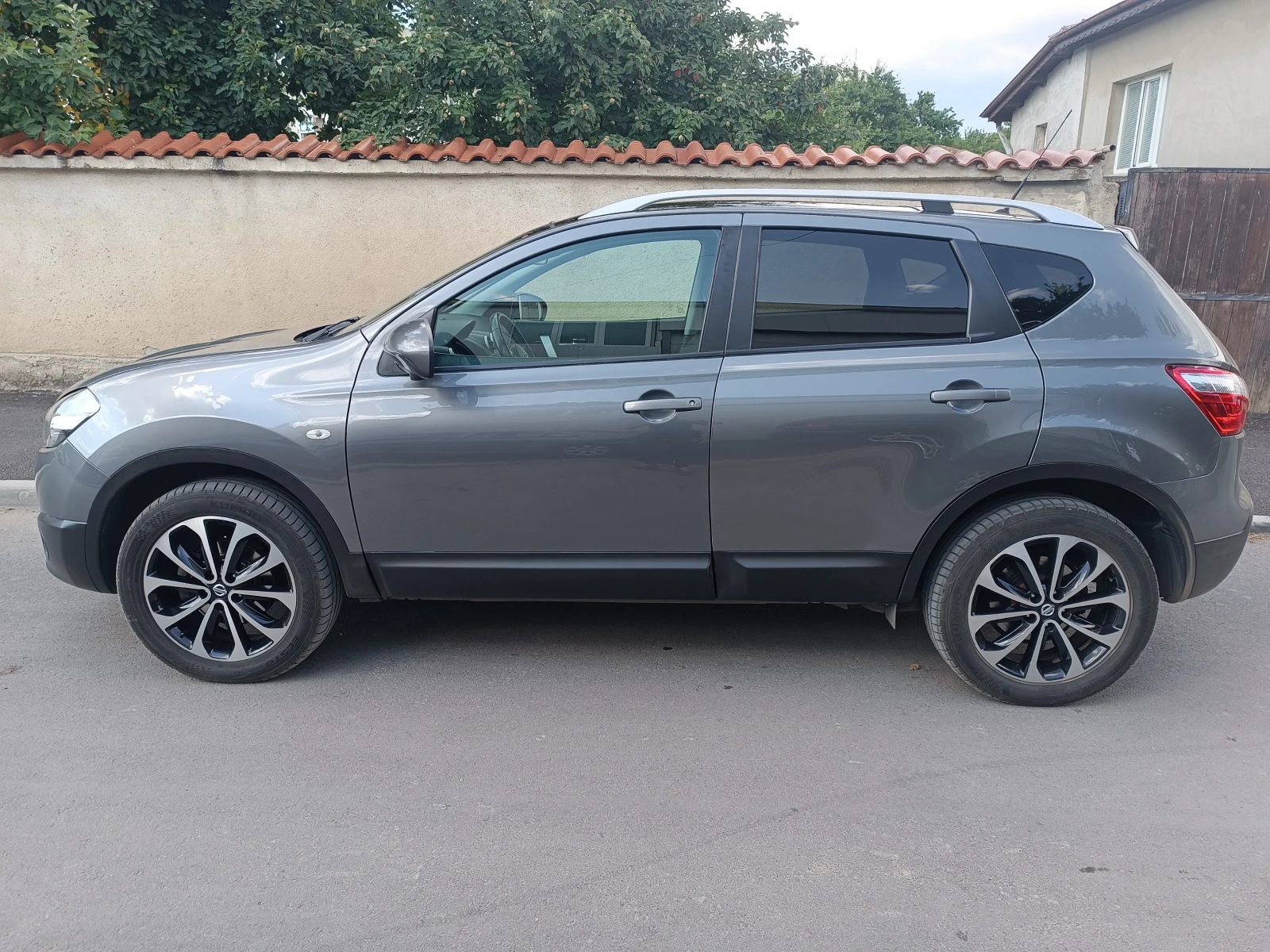 Nissan Qashqai, снимка 4 - Автомобили и джипове - 55081708