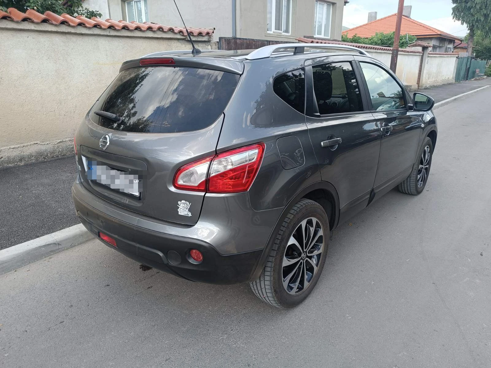 Nissan Qashqai, снимка 7 - Автомобили и джипове - 55081708