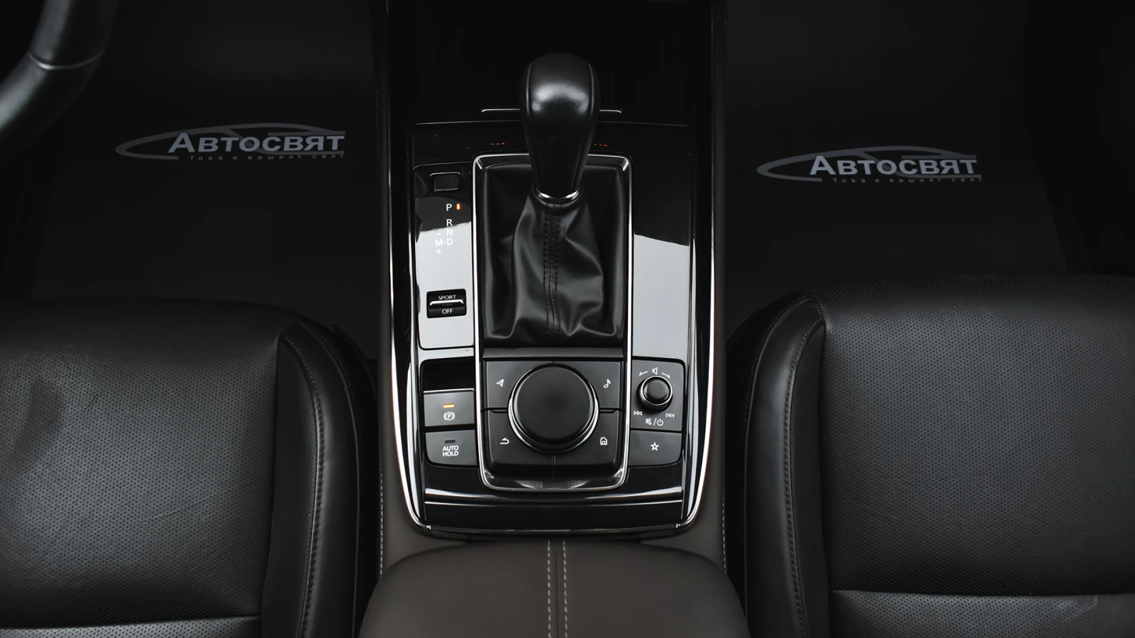 Mazda CX-30 2.0 SKYACTIV-X GT PLUS 4x4 Automatic, снимка 12 - Автомобили и джипове - 55120754