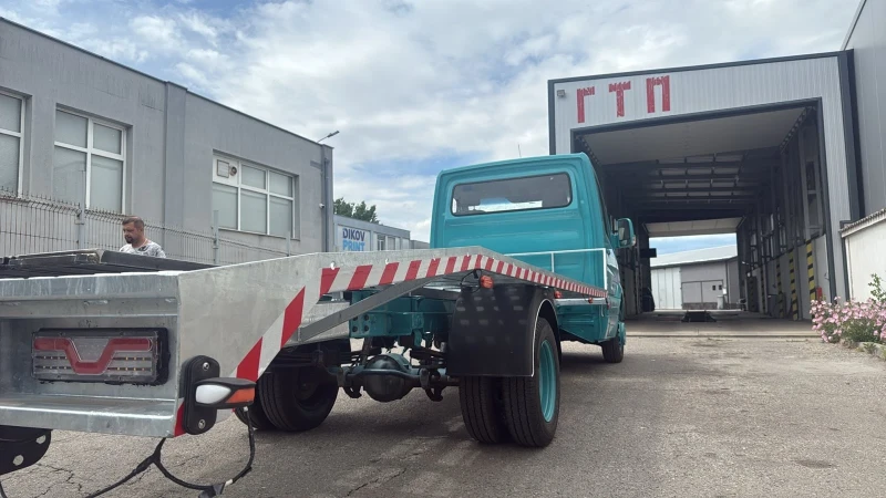 Mercedes-Benz Sprinter 519 3.5CDI SPECIALEN, снимка 9 - Бусове и автобуси - 52403679