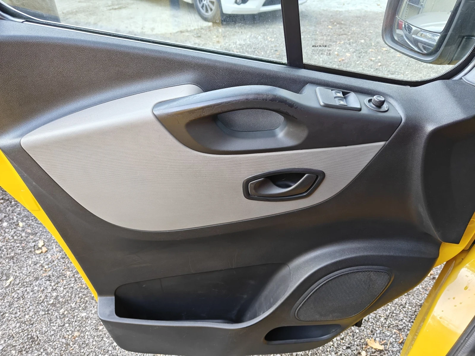 Renault Trafic 1.6 DCI  MAXI - изображение 9