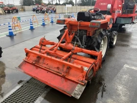 Трактор Kubota 21 к.с. 4х4, снимка 10